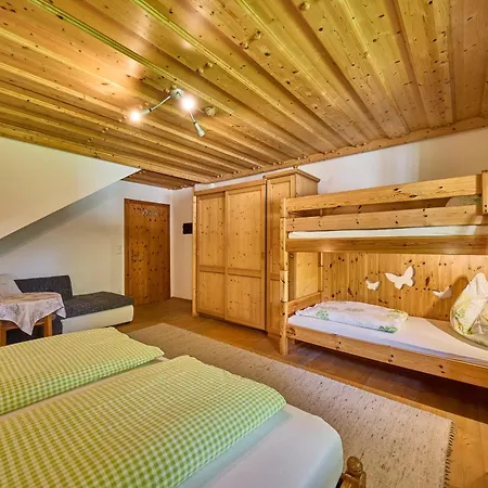 Haus Eberl - *