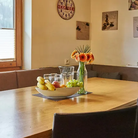 Haus Eberl - *